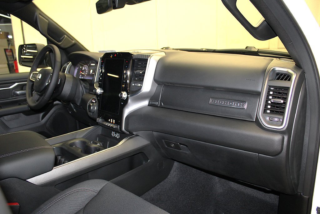 New 2026 RAM 1500 Big Horn AWD/4WD image 31