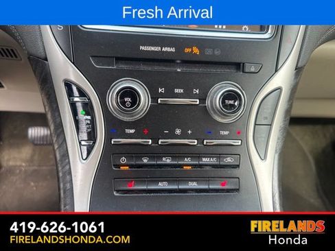 Used 2017 Lincoln MKX Select w/ Select Plus Package FWD image 30