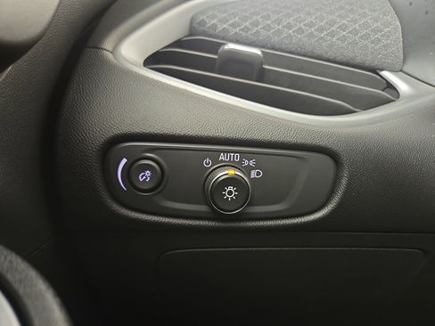 Used 2024 Chevrolet Malibu LT image 28