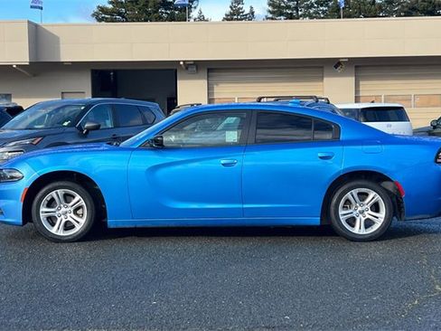 Used 2023 Dodge Charger SXT image 10