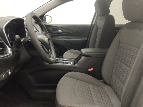 Used 2023 Chevrolet Equinox LT FWD image 17