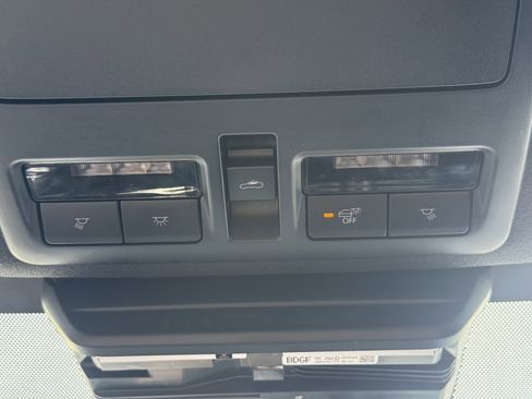 Used 2022 MAZDA MAZDA3 s image 36