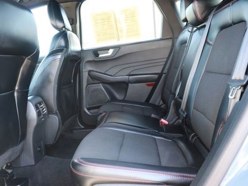 Used 2024 Ford Escape ST-Line image 12