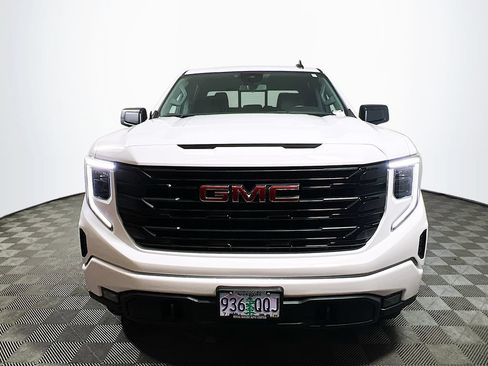 Used 2025 GMC Sierra 1500 Elevation w/ Preferred Package AWD/4WD image 2