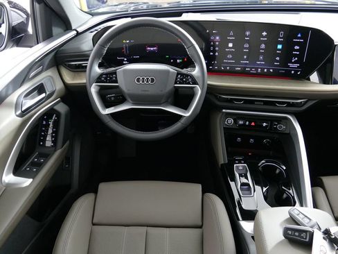 Used 2025 Audi Q5 Prestige AWD/4WD image 27