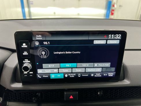 Used 2024 Honda CR-V EX-L image 9