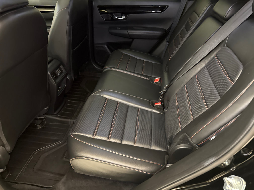 Used 2025 Honda CR-V Sport Touring image 18