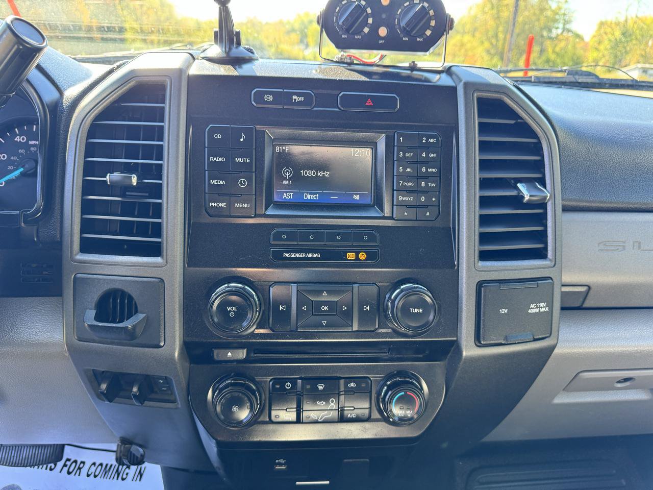 Used 2018 Ford F550 4x4 Regular Cab Super Duty image 32