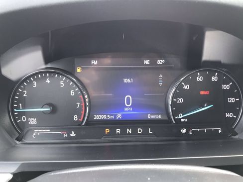 Used 2024 Ford Explorer XLT w/ Equipment Group 202A AWD/4WD image 23