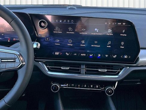 New 2026 Chevrolet Equinox EV LT w/ Comfort Package image 4