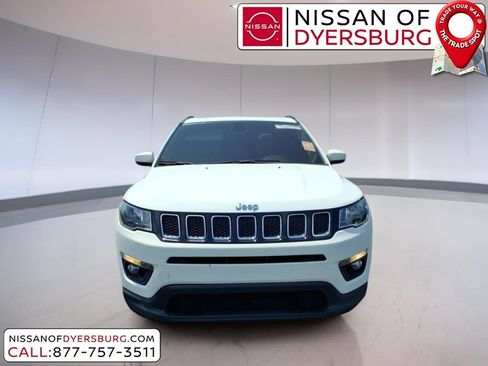 Used 2019 Jeep Compass Latitude FWD image 8