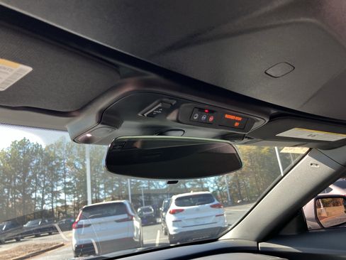 Used 2022 Chevrolet Camaro LT w/ RS Package image 31