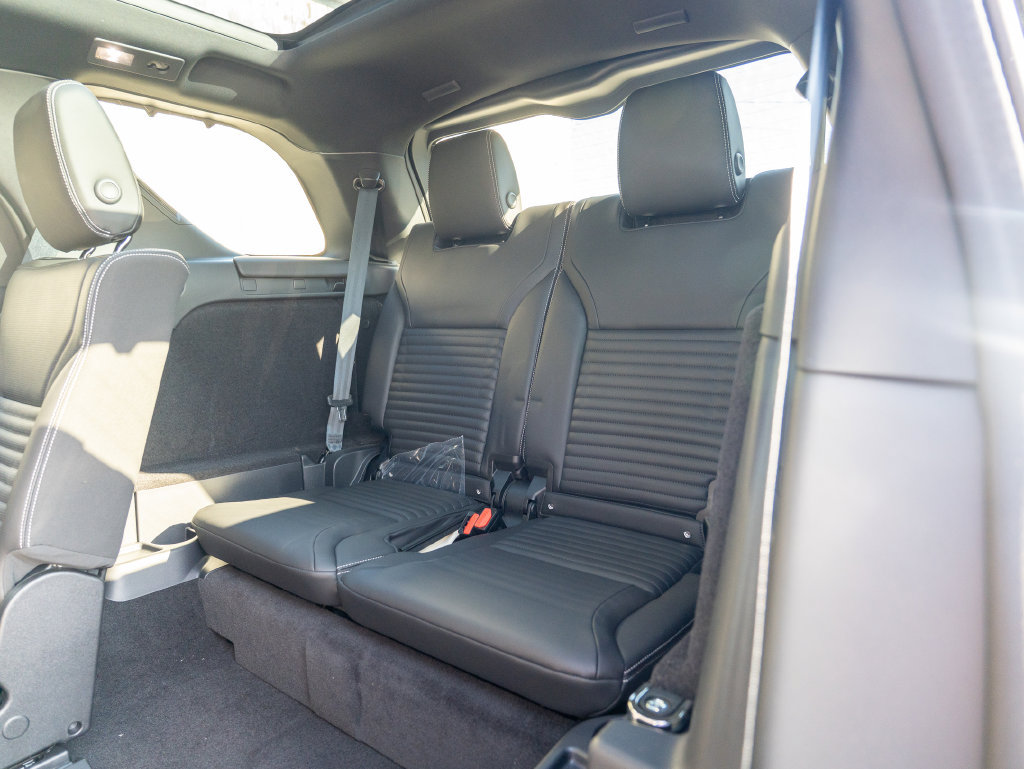 New 2026 Land Rover Discovery Dynamic SE AWD/4WD image 23