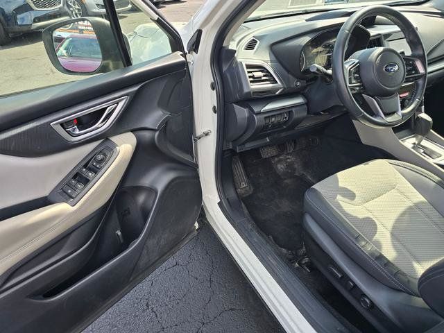 Used 2021 Subaru Forester Premium AWD/4WD image 11