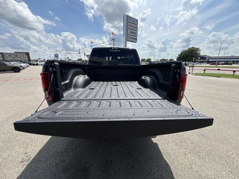 Used 2025 RAM 2500 Laramie w/ Night Edition AWD/4WD image 16