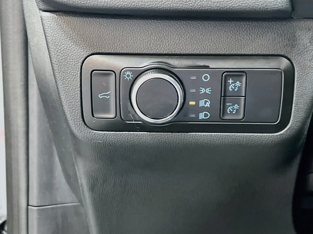 Used 2023 Ford Escape Active w/ Tech Pack #2 FWD image 10
