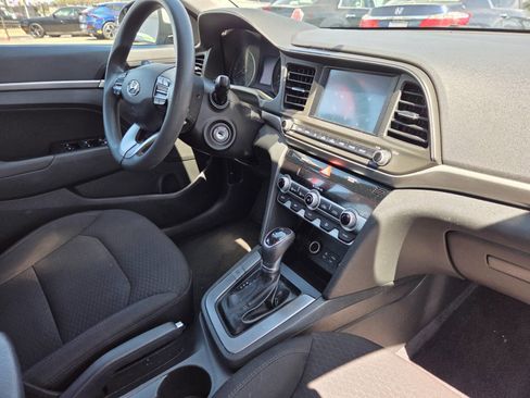 Used 2020 Hyundai Elantra SEL w/ Cargo Package (C1) image 16