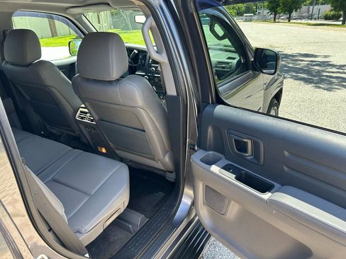 Used 2014 Honda Ridgeline RTL image 16