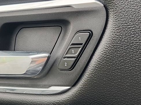 Used 2023 RAM 1500 Laramie image 14