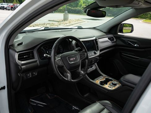 Used 2022 GMC Acadia AT4 w/ Preferred Package AWD/4WD image 13
