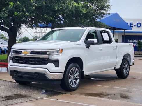 Certified 2026 Chevrolet Silverado 1500 LT AWD/4WD image 3