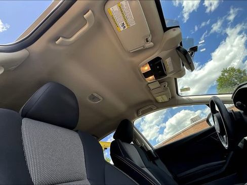 Used 2023 Subaru Crosstrek 2.0i Premium image 21