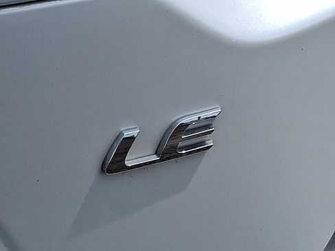 Certified 2022 Toyota Corolla LE image 31