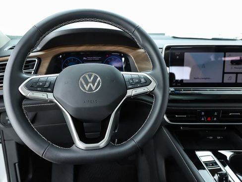 New 2026 Volkswagen Atlas SE FWD image 58