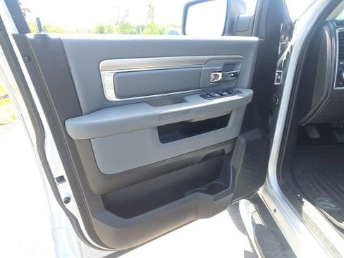 Used 2018 RAM 1500 Big Horn AWD/4WD image 18