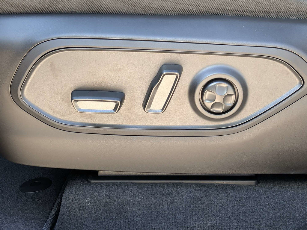 New 2027 Jeep Grand Cherokee Laredo X AWD/4WD image 22