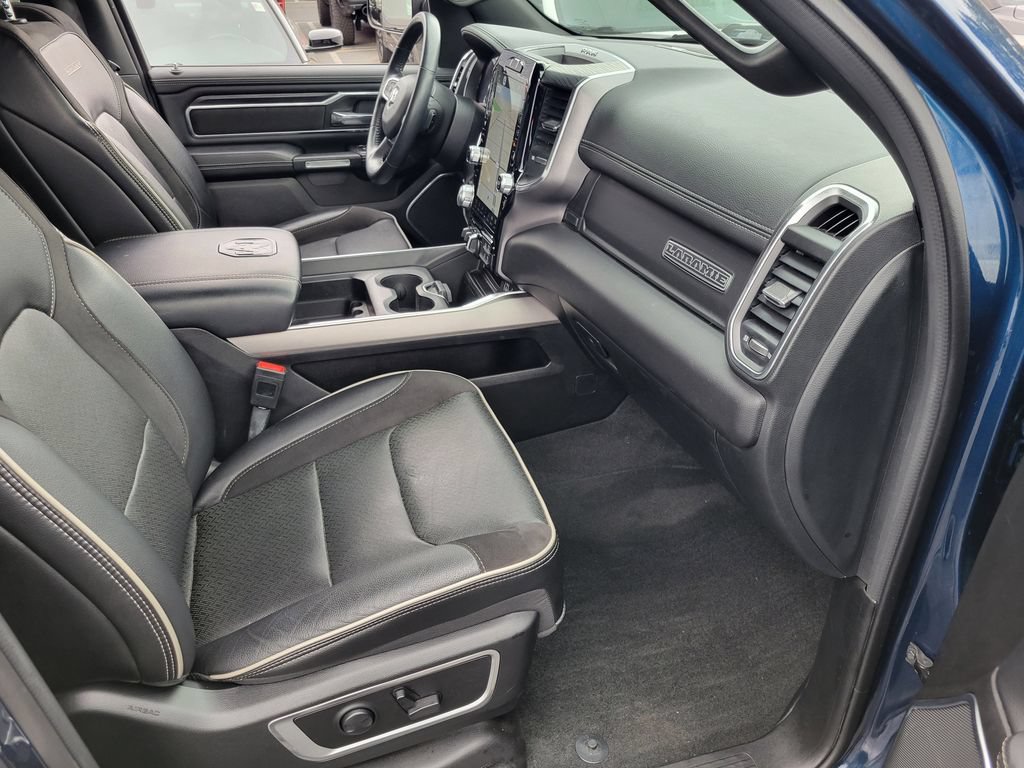 Used 2023 RAM 1500 Laramie AWD/4WD image 18