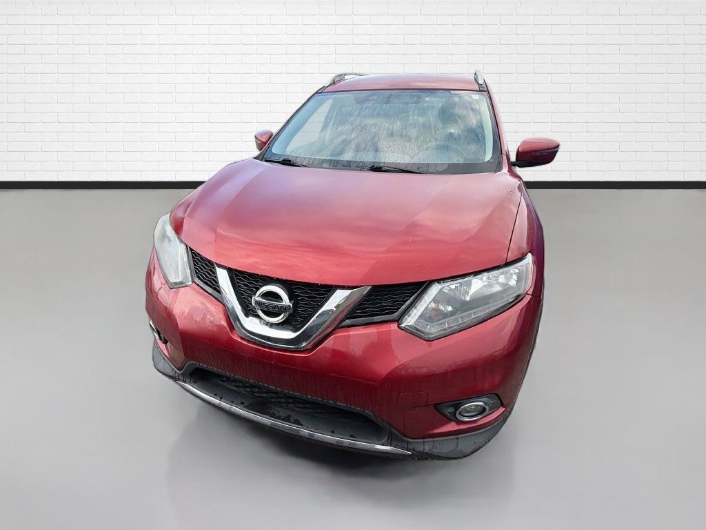Used 2016 Nissan Rogue AWD image 2