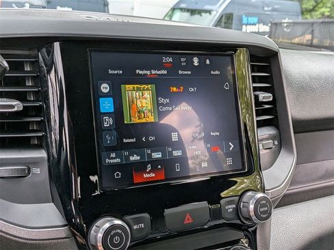 Used 2025 RAM 2500 Tradesman w/ Chrome Appearance Group image 15