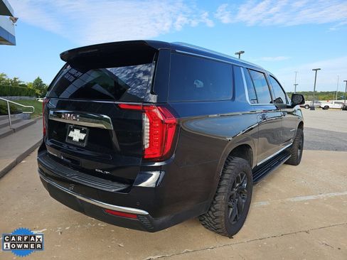 Used 2022 GMC Yukon XL SLT w/ SLT Luxury Package AWD/4WD image 4