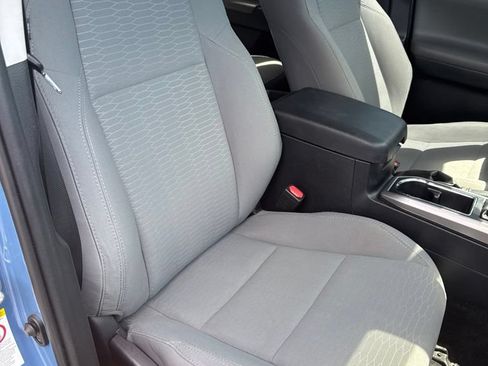 Used 2019 Toyota Tacoma SR5 AWD/4WD image 20