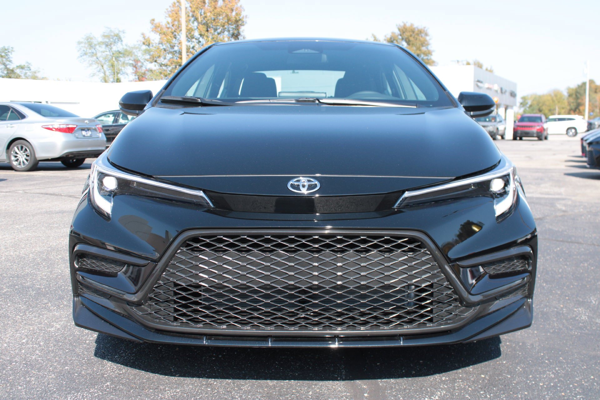 New 2027 Toyota Corolla SE FWD image 2