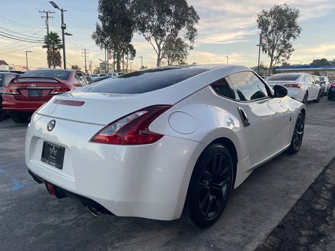 Used 2019 Nissan 370Z Coupe w/ Z34 Heritage Edition - White image 5