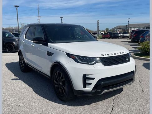 Used 2020 Land Rover Discovery Landmark AWD/4WD image 1