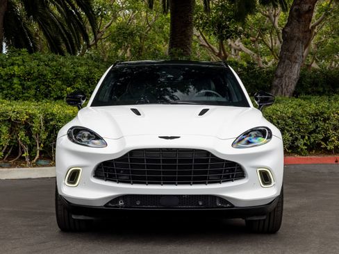Used 2021 Aston Martin DBX AWD/4WD image 5