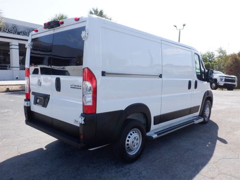 Used 2025 RAM ProMaster 2500 w/ U-Haul Equipment Group FWD image 7