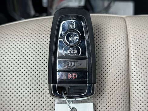 Used 2023 Lincoln Aviator Reserve w/ Elements Package Plus AWD/4WD image 28