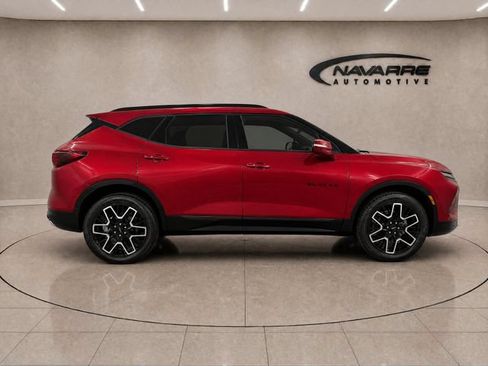 Used 2023 Chevrolet Blazer RS w/ Enhanced Convenience Package FWD image 8