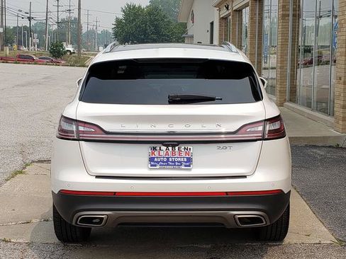 Used 2019 Lincoln Nautilus Reserve FWD image 4