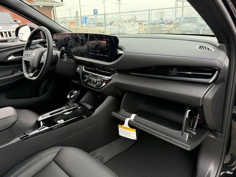 New 2026 Buick Envista Sport Touring w/ Convenience I Package image 9