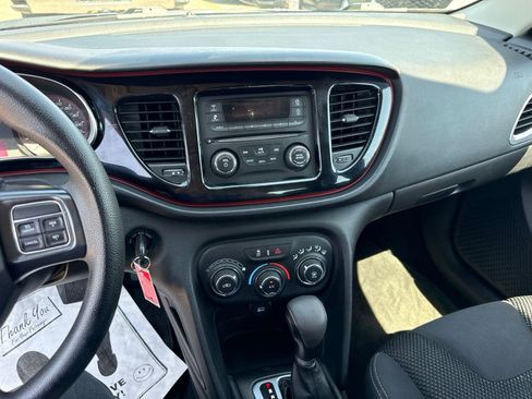 Used 2016 Dodge Dart SXT FWD image 4