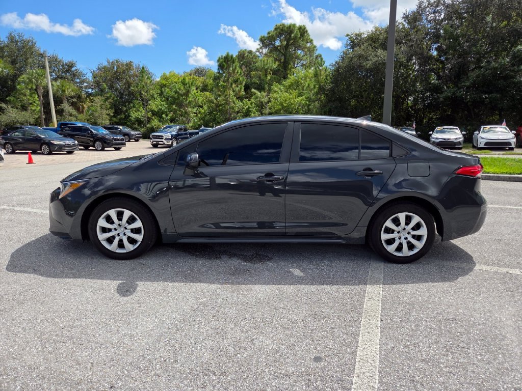 Used 2024 Toyota Corolla LE FWD image 8