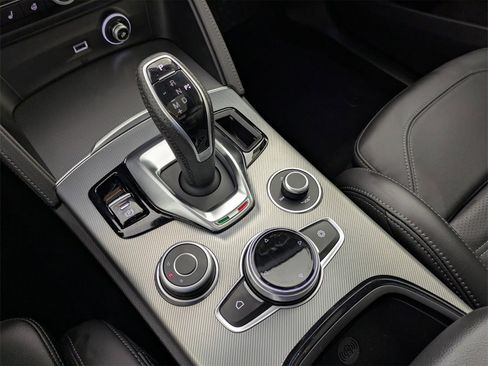 New 2025 Alfa Romeo Stelvio Sprint w/ Veloce Package image 27