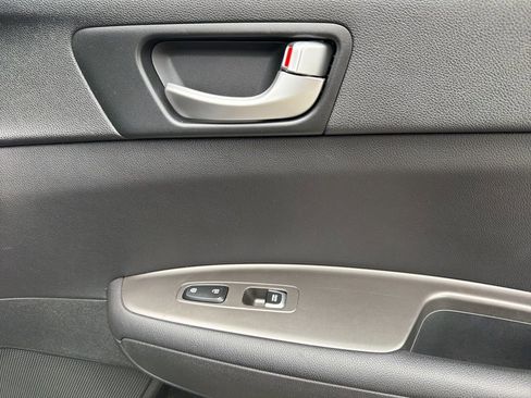 Used 2020 Kia Optima SE image 31