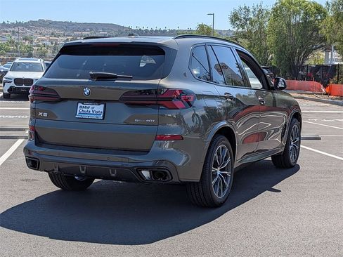 New 2026 BMW X5 sDrive40i image 6