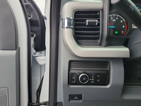 New 2026 Ford F250 XL w/ FX4 Off-Road Package image 16